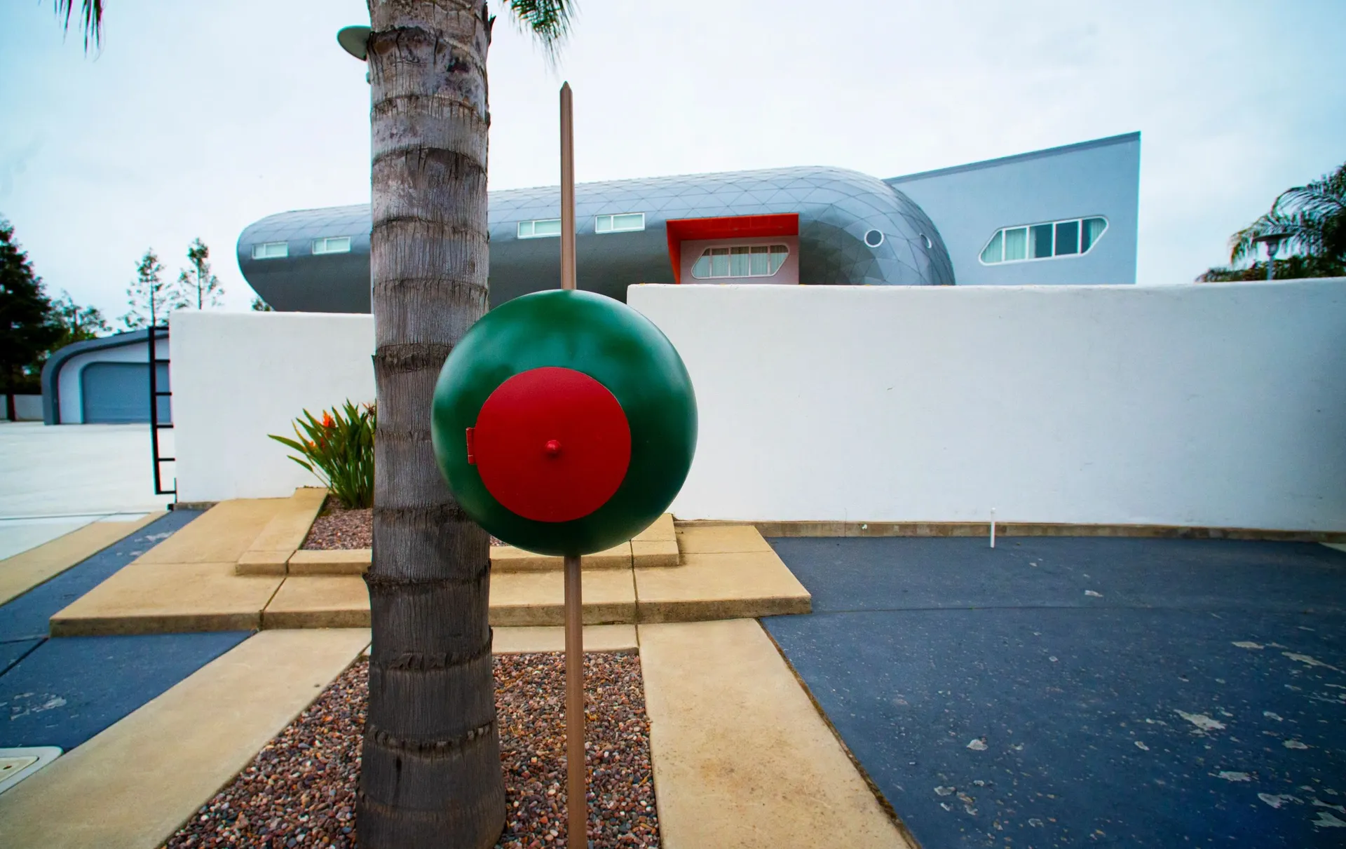 A small architectural detail makes arrival feel intentional from the street.
